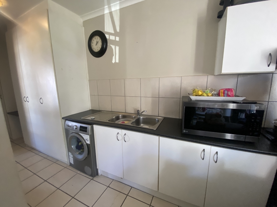 To Let 1 Bedroom Property for Rent in Viking Village Western Cape